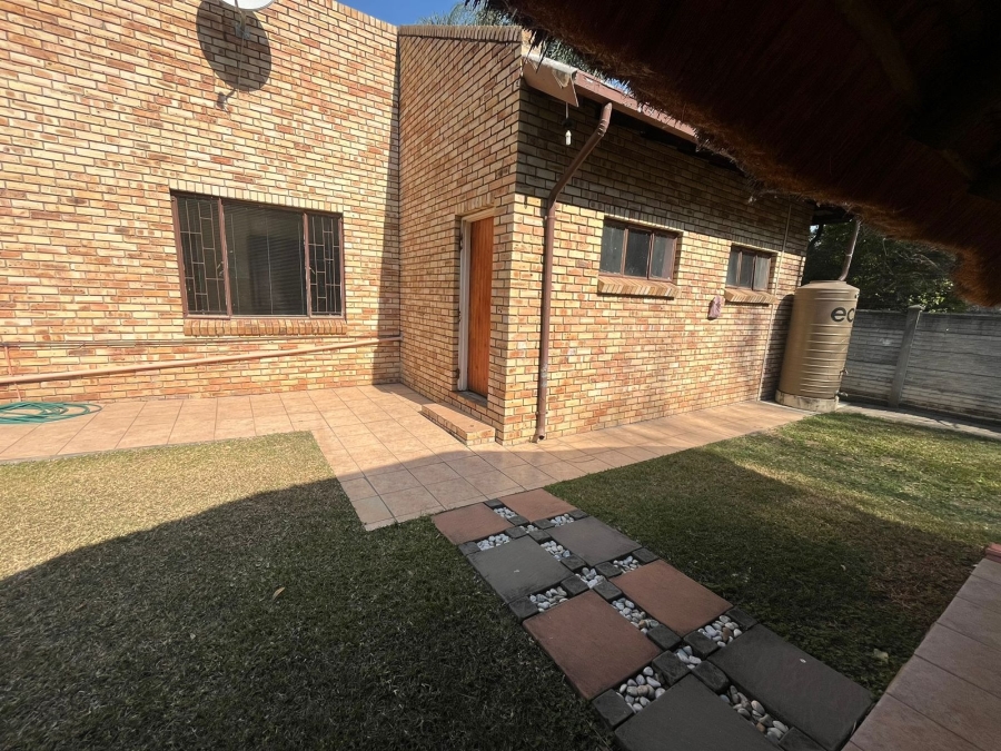 4 Bedroom Property for Sale in Bodorp North West